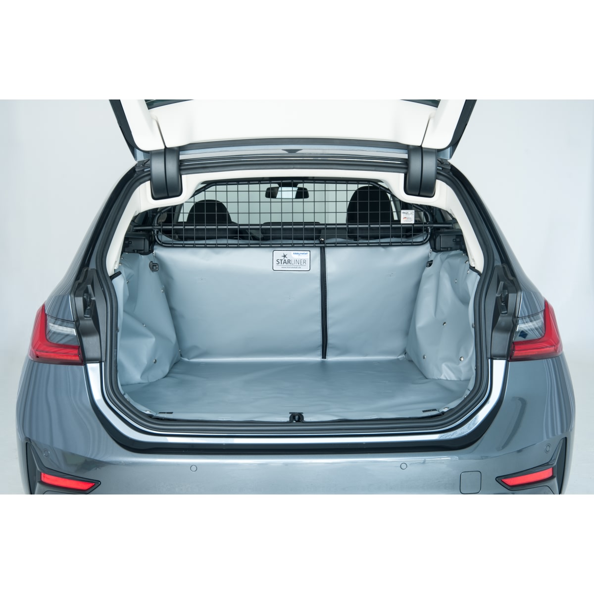 Starliner grey car boot tray for BMW X1 (type E84), built from 2009 - 2015 Starliner grey car boot tray for BMW X1 (type E84), built from 2009 - 2015