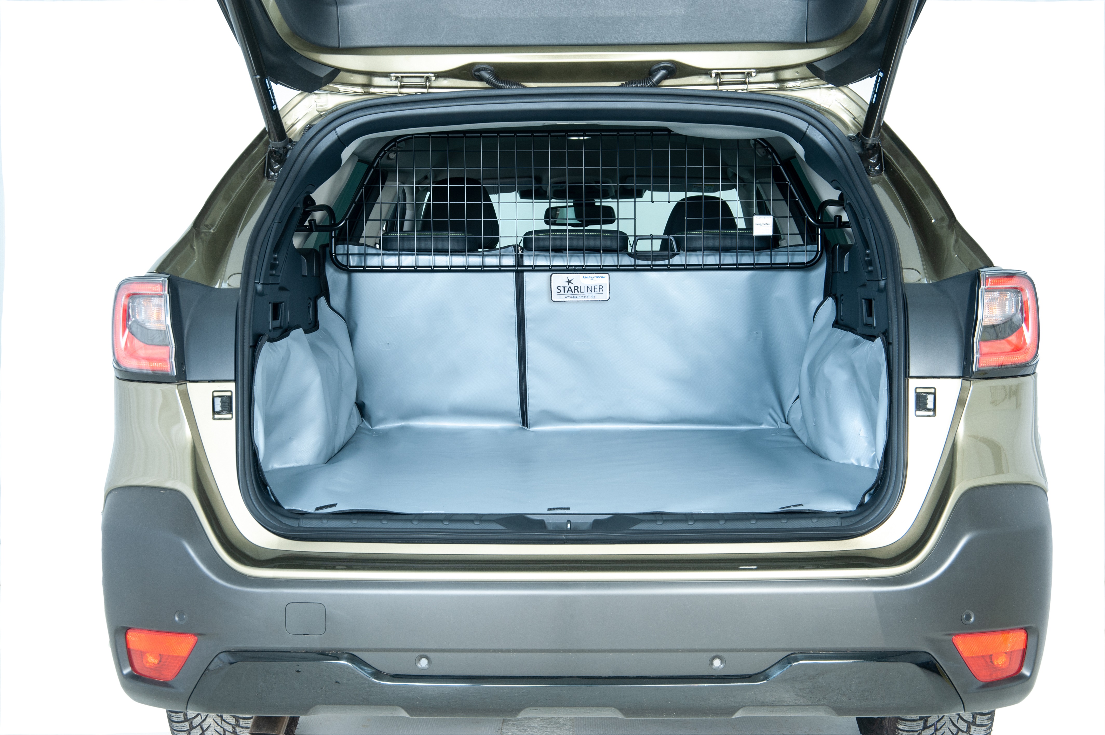 Starliner grey car boot tray for Mercedes GLC (type X254), built since 2022 Starliner grey car boot tray for Mercedes GLC (type X254), built since 2022